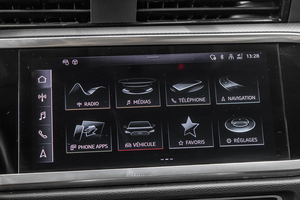 2023 Audi Q3 TECHNIK 19 PCS in Laval, Quebec - 25 - w1024h768px