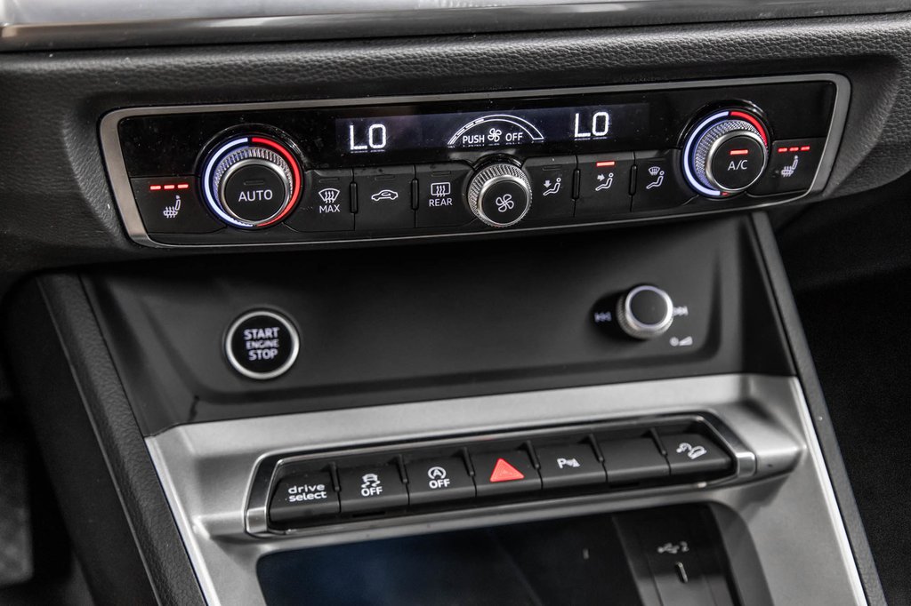 2023 Audi Q3 TECHNIK 19 PCS in Laval, Quebec - 26 - w1024h768px
