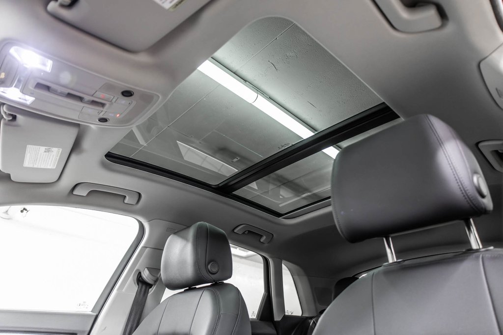 2023 Audi Q3 TECHNIK 19 PCS in Laval, Quebec - 33 - w1024h768px