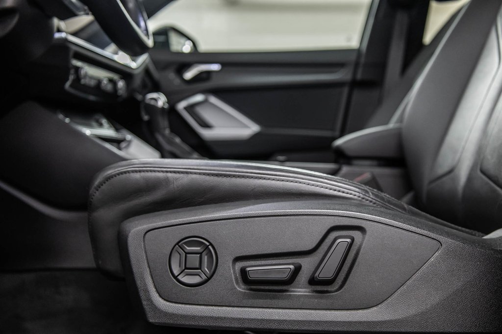 2023 Audi Q3 Komfort 45 Canada Edition PANO CUIR CAMÉRA BAS KM in Laval, Quebec - 14 - w1024h768px