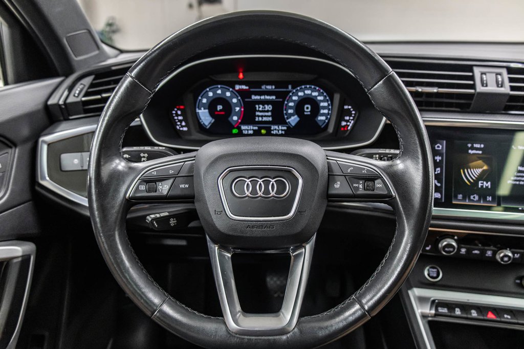 2023 Audi Q3 Komfort 45 Canada Edition PANO CUIR CAMÉRA BAS KM in Laval, Quebec - 17 - w1024h768px