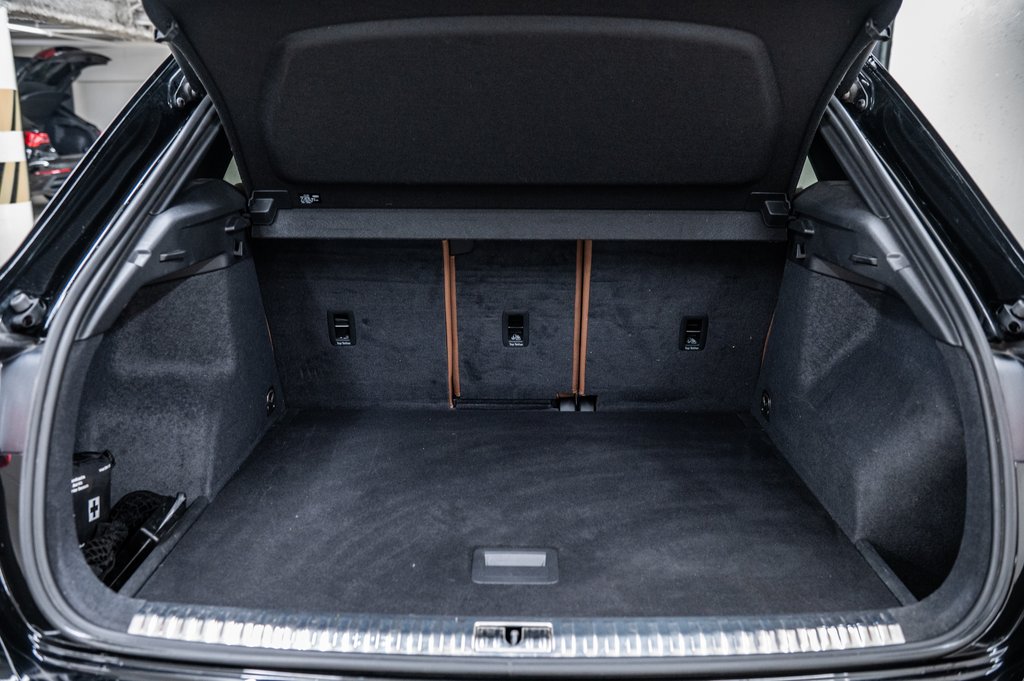 Audi Q3 PROGRESSIV QUATTRO 19 PCS 2023 à Laval, Québec - 12 - w1024h768px