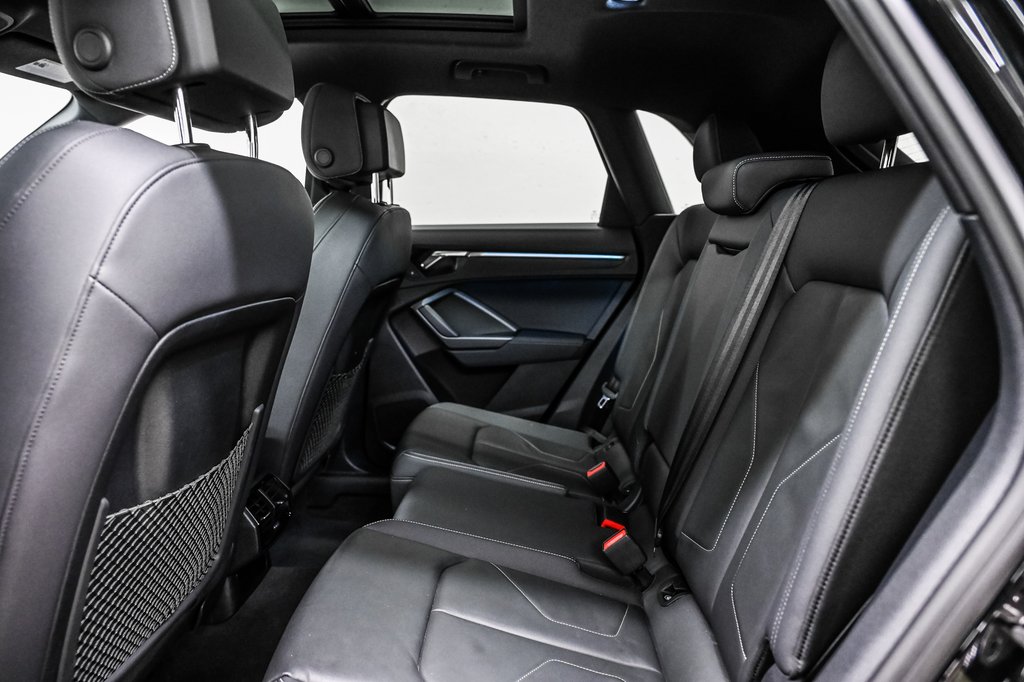 2023 Audi Q3 PROGRESSIV S-LINE BLACK PKG in Laval, Quebec - 21 - w1024h768px