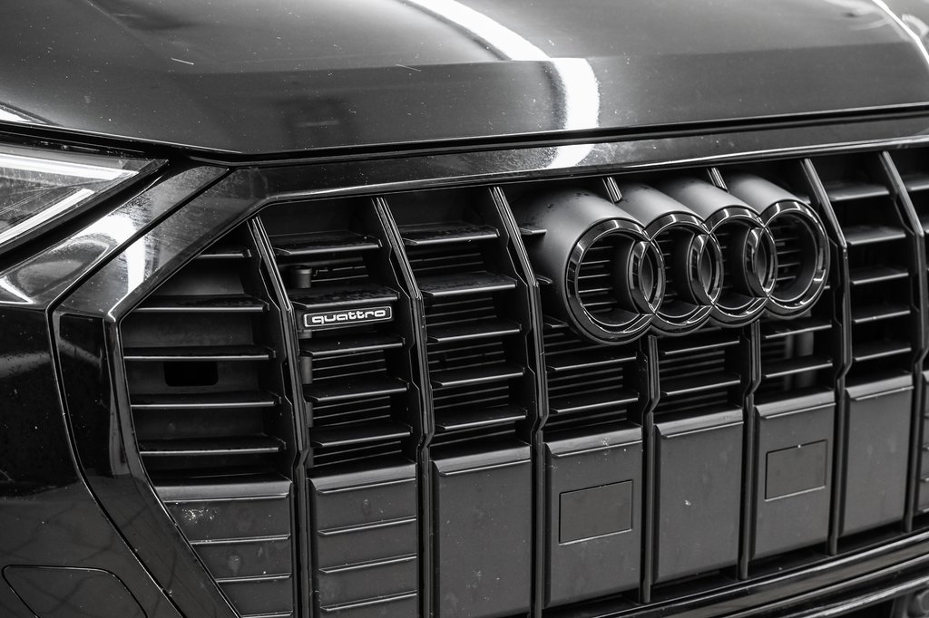 2023 Audi Q3 PROGRESSIV S-LINE BLACK PKG in Laval, Quebec - 4 - w1024h768px