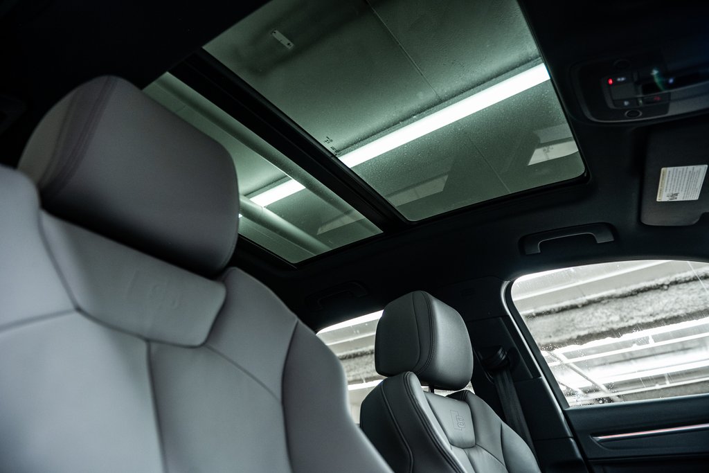 2023 Audi Q3 TECHNIK S-LINE BLACK OPTIC in Laval, Quebec - 36 - w1024h768px