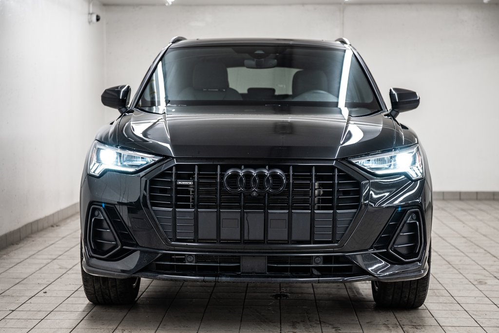 2023 Audi Q3 TECHNIK S-LINE BLACK OPTIC in Laval, Quebec - 2 - w1024h768px