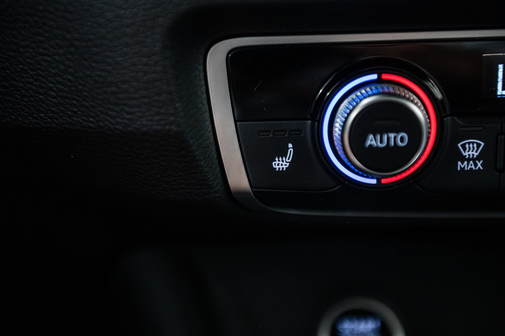 2023 Audi Q3 TECHNIK S-LINE BLACK OPTIC in Laval, Quebec - 25 - w1024h768px