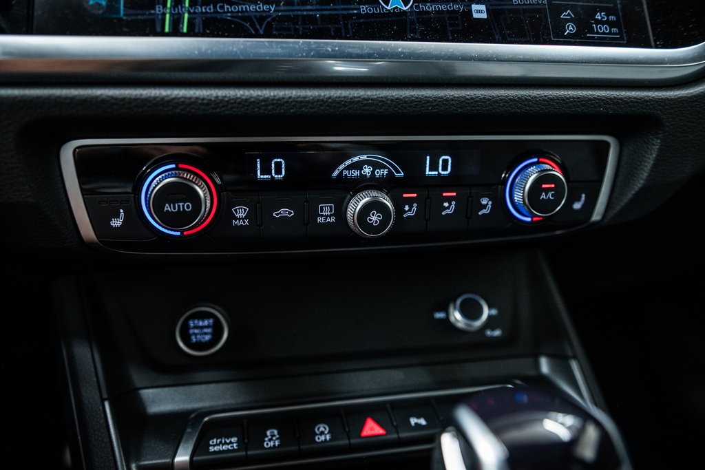2023 Audi Q3 TECHNIK S-LINE BLACK OPTIC in Laval, Quebec - 24 - w1024h768px