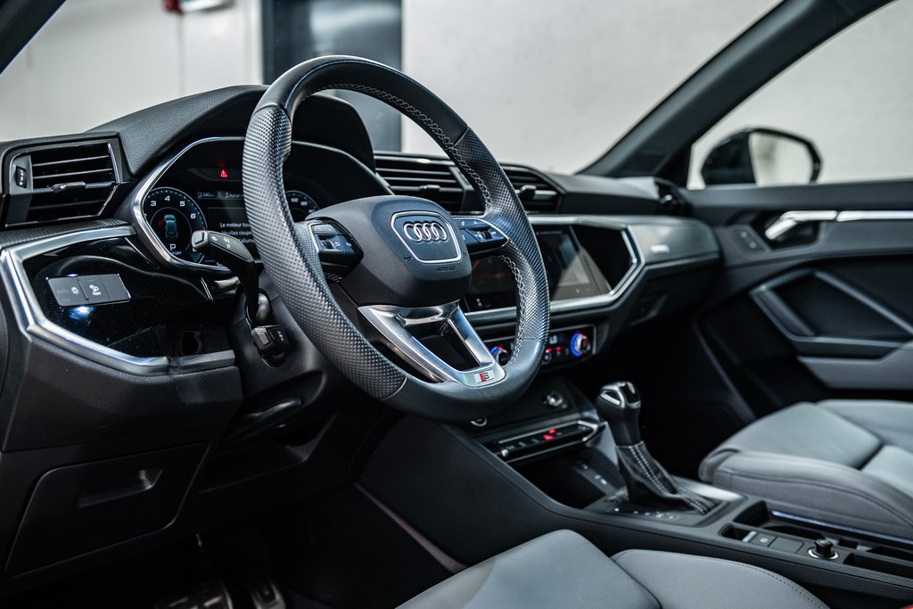 2023 Audi Q3 TECHNIK S-LINE BLACK OPTIC in Laval, Quebec - 17 - w1024h768px