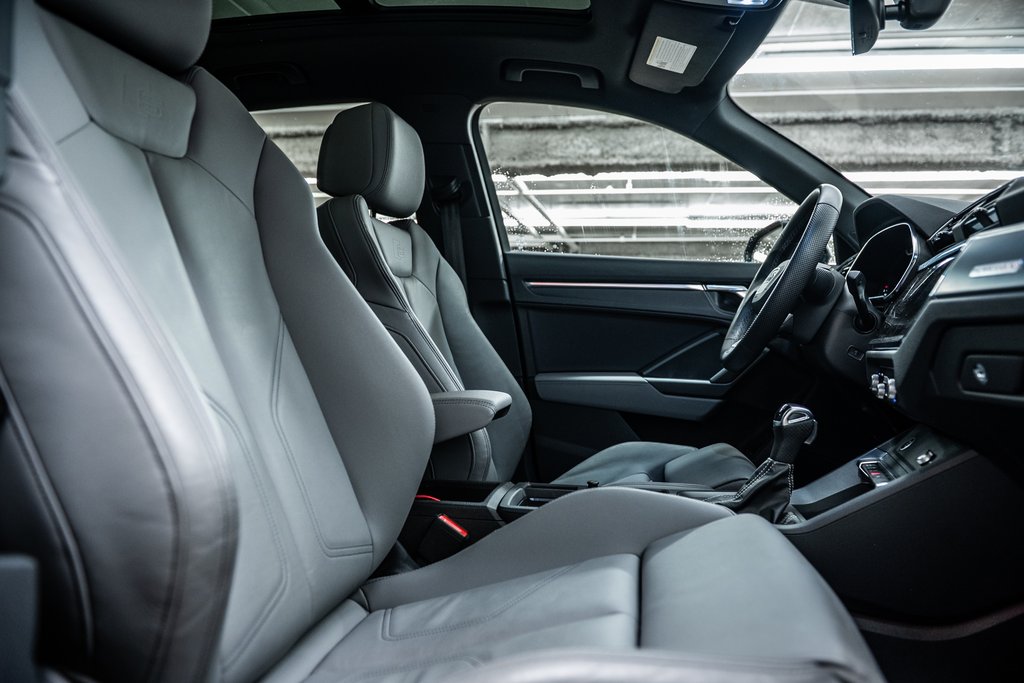 2023 Audi Q3 TECHNIK S-LINE BLACK OPTIC in Laval, Quebec - 35 - w1024h768px