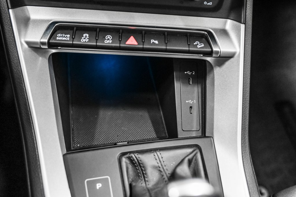 2023 Audi Q3 PROGRESSIV QUATTRO 19 PCS in Laval, Quebec - 16 - w1024h768px