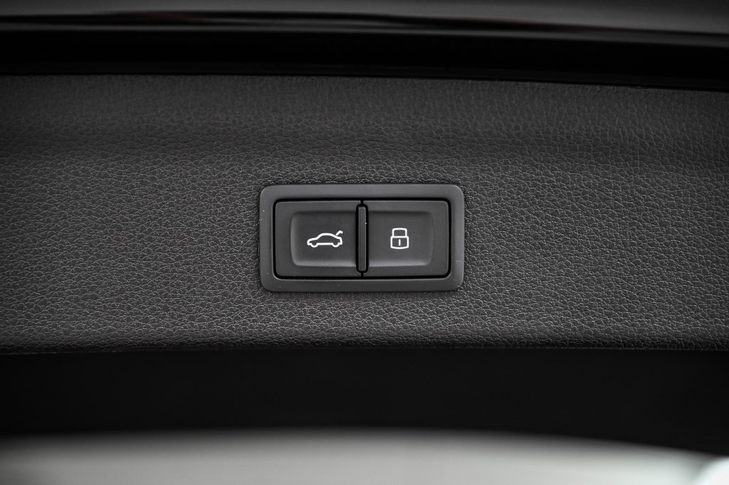 2023 Audi Q3 KOMFORT QUATTRO 45TFSI in Laval, Quebec - 11 - w1024h768px