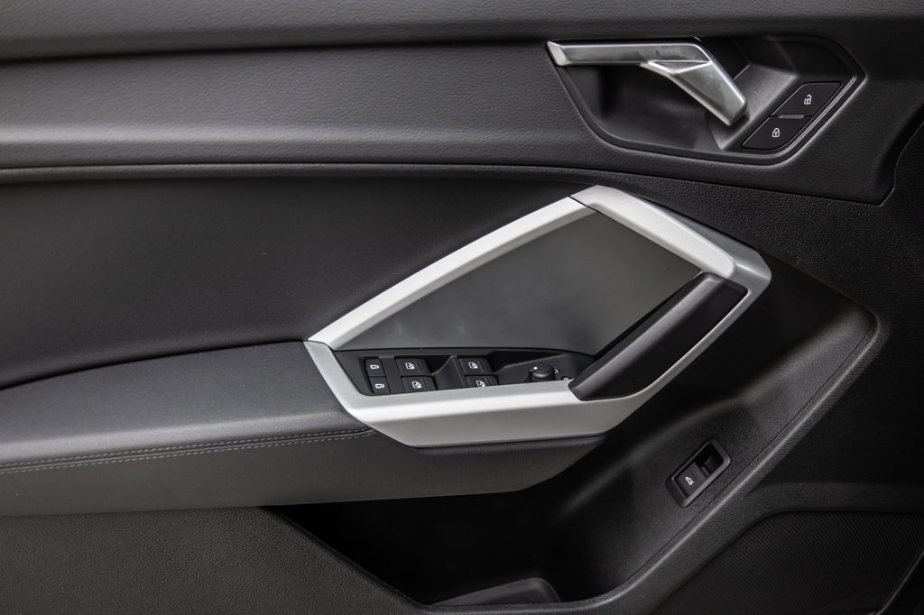 Audi Q3 KOMFORT QUATTRO 40 TFSI 2024 à Laval, Québec - 13 - w1024h768px