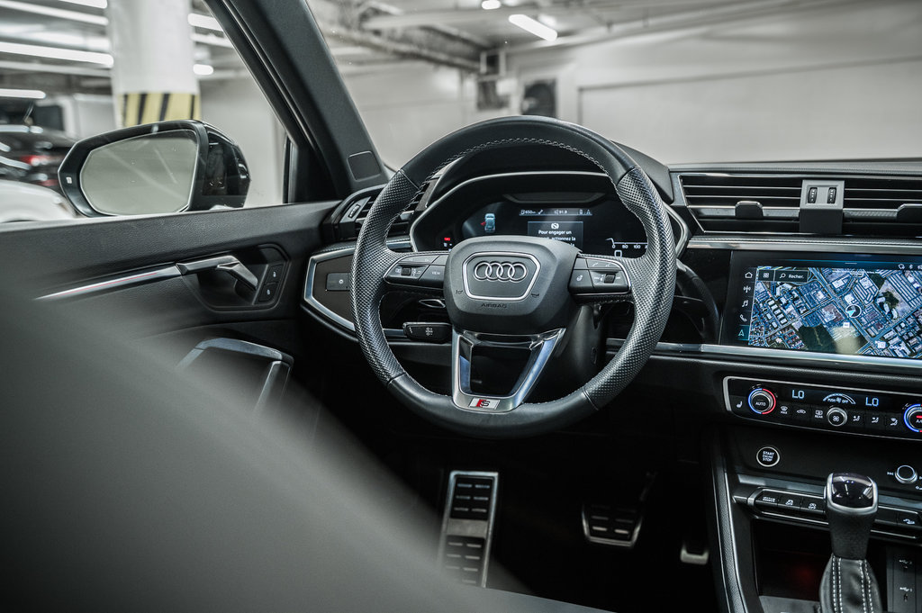 2024 Audi Q3 TECHNIK S-LINE BLACK OPTICS, 20PCS in Laval, Quebec - 31 - w1024h768px