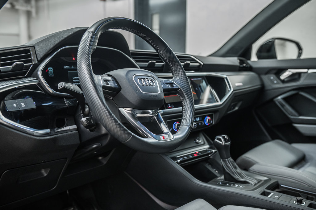 2024 Audi Q3 TECHNIK S-LINE BLACK OPTICS, 20PCS in Laval, Quebec - 17 - w1024h768px