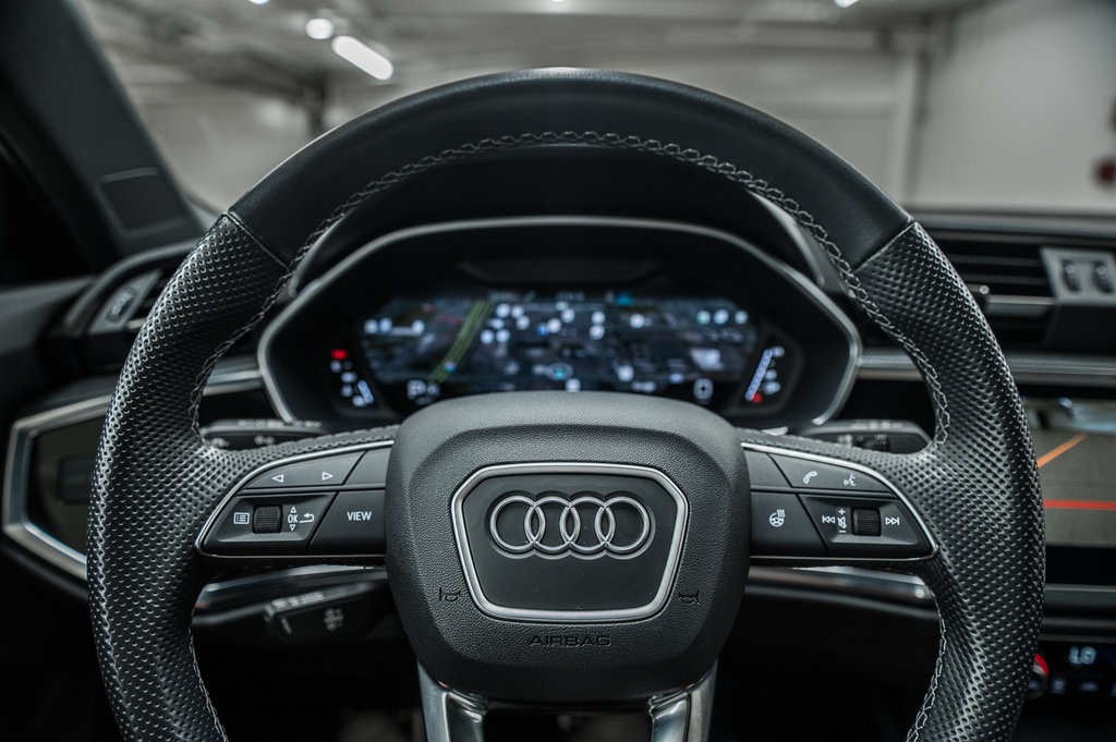 2024 Audi Q3 TECHNIK S-LINE BLACK OPTICS, 20PCS in Laval, Quebec - 18 - w1024h768px