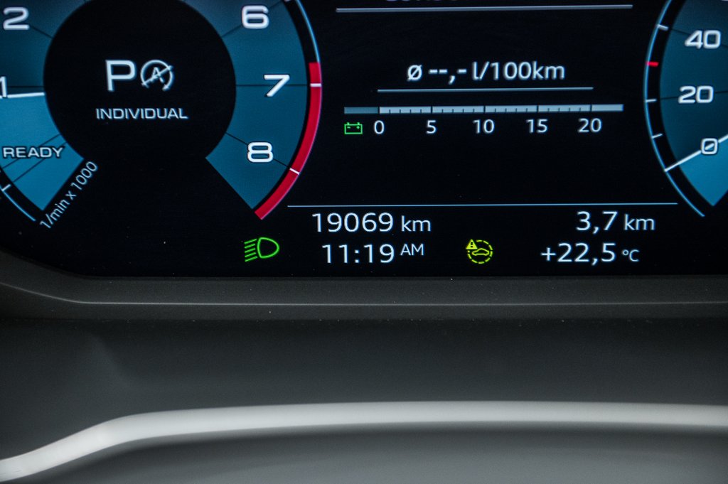 2024 Audi Q3 KOMFORT QUATTRO 45TFSI in Laval, Quebec - 20 - w1024h768px