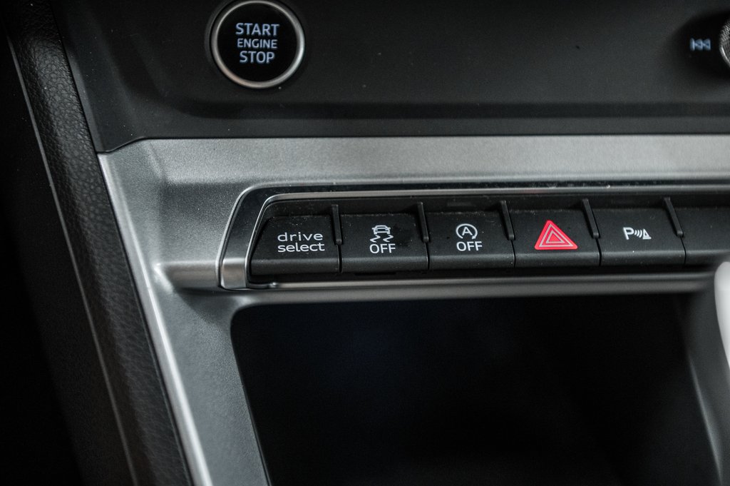 2024 Audi Q3 KOMFORT QUATTRO 45TFSI in Laval, Quebec - 26 - w1024h768px