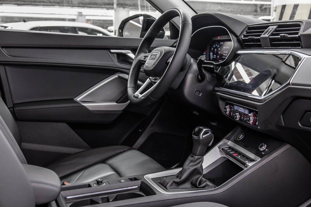 2024 Audi Q3 KOMFORT QUATTRO 45 TFSI in Laval, Quebec - 35 - w1024h768px