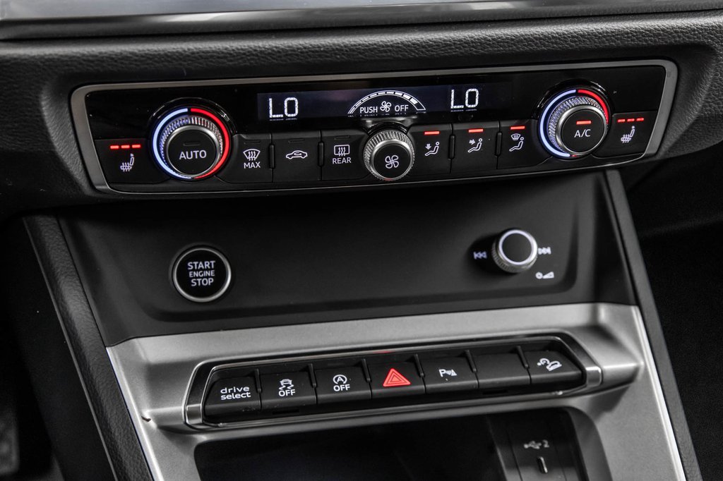 2024 Audi Q3 KOMFORT QUATTRO 45 TFSI in Laval, Quebec - 25 - w1024h768px