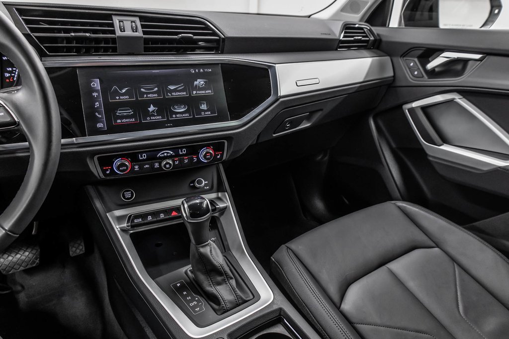 2024 Audi Q3 KOMFORT QUATTRO 45 TFSI in Laval, Quebec - 23 - w1024h768px