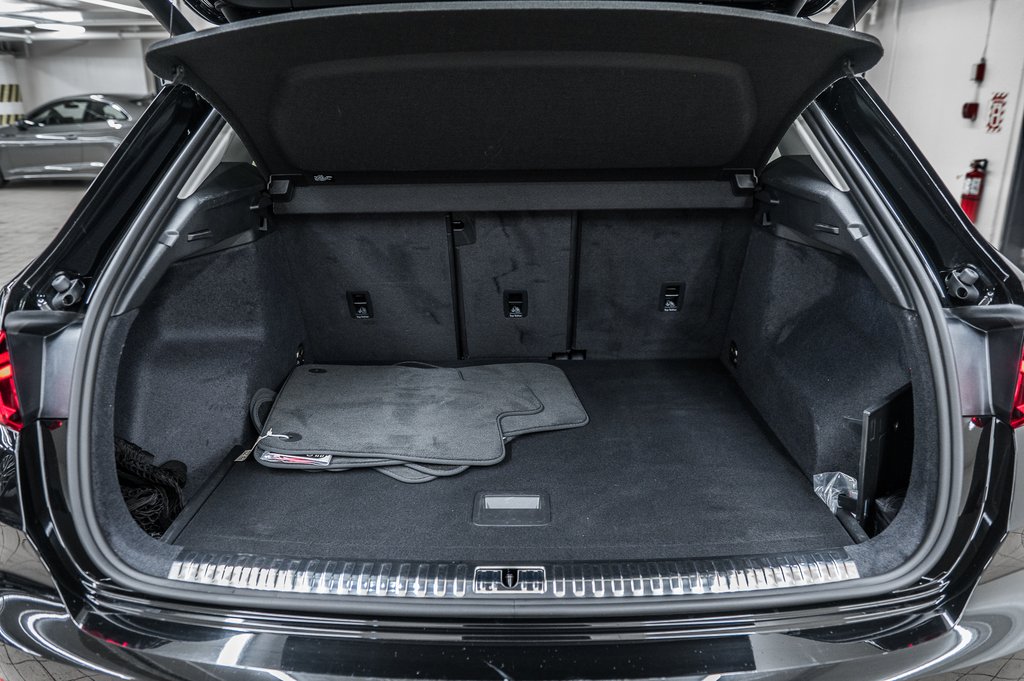 Audi Q3 KOMFORT QUATTRO 45 TFSI 2024 à Laval, Québec - 12 - w1024h768px