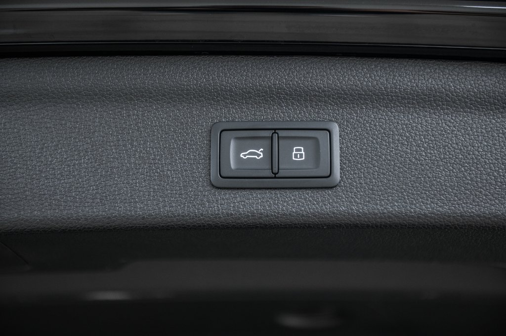 Audi Q3 KOMFORT QUATTRO 45 TFSI 2024 à Laval, Québec - 13 - w1024h768px