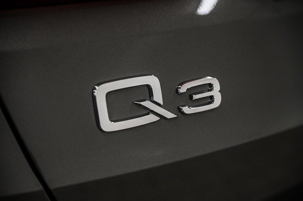 2024 Audi Q3 KOMFORT QUATTRO 45 TFSI in Laval, Quebec - 7 - w1024h768px