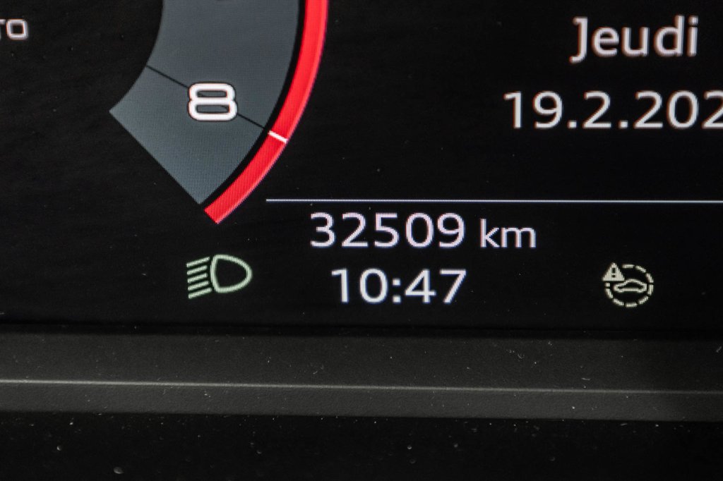 2024 Audi Q3 KOMFORT VORSPRUNG EDITION 19 PCS in Laval, Quebec - 19 - w1024h768px