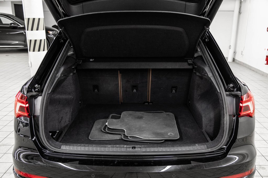 2024 Audi Q3 KOMFORT VORSPRUNG EDITION 19 PCS in Laval, Quebec - 11 - w1024h768px
