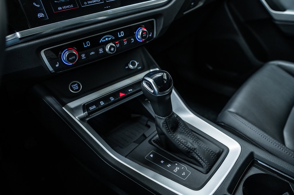 2024 Audi Q3 KOMFORT 45 TFSI QUATTRO in Laval, Quebec - 22 - w1024h768px