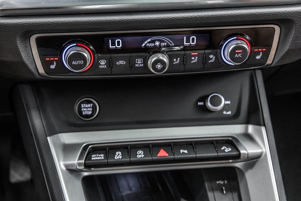 2024 Audi Q3 KOMFORT VORSPRUNG EDITION in Laval, Quebec - 25 - w1024h768px