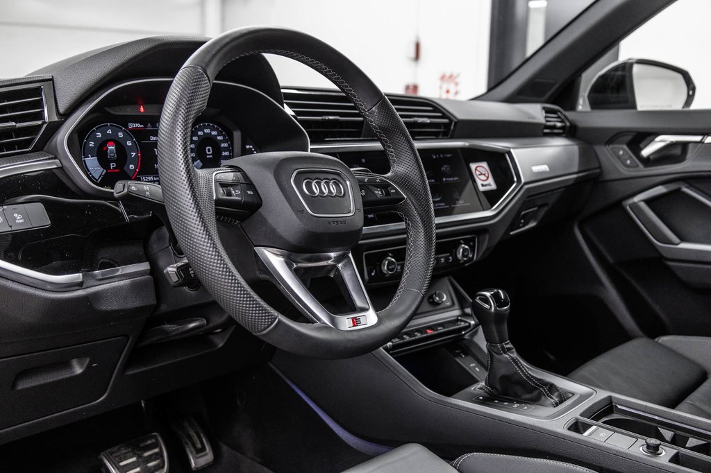 2025 Audi Q3 PROGRESSIV S-LINE BLACK OPTICS in Laval, Quebec - 16 - w1024h768px