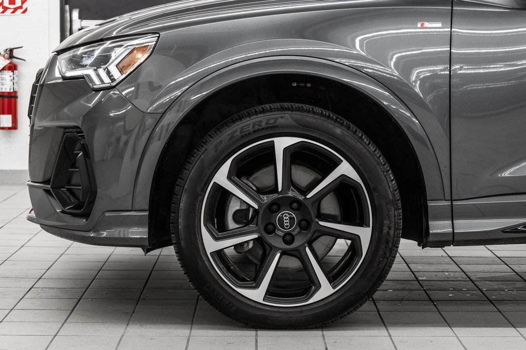 2025 Audi Q3 PROGRESSIV S-LINE BLACK OPTICS in Laval, Quebec - 8 - w1024h768px