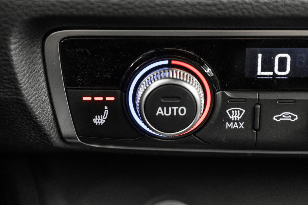 2025 Audi Q3 PROGRESSIV S-LINE BLACK OPTICS in Laval, Quebec - 26 - w1024h768px