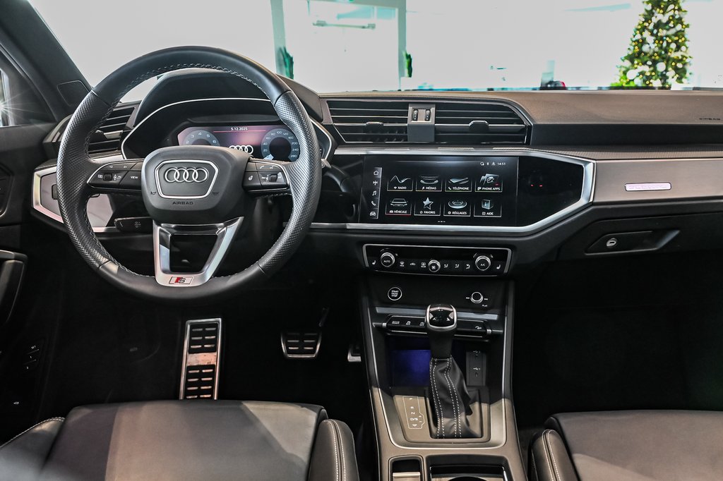Audi Q3 PROGRESSIV S-LINE BLACK OPTIC 2025 à Laval, Québec - 19 - w1024h768px