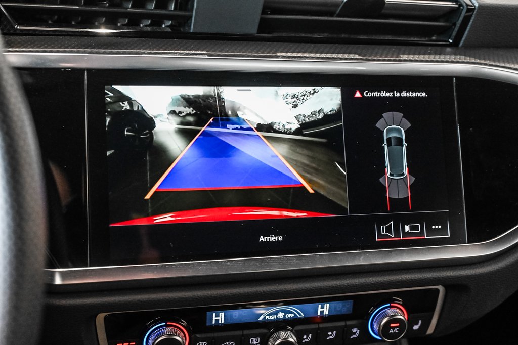 Audi Q3 PROGRESSIV S-LINE BLACK OPTIC 2025 à Laval, Québec - 18 - w1024h768px