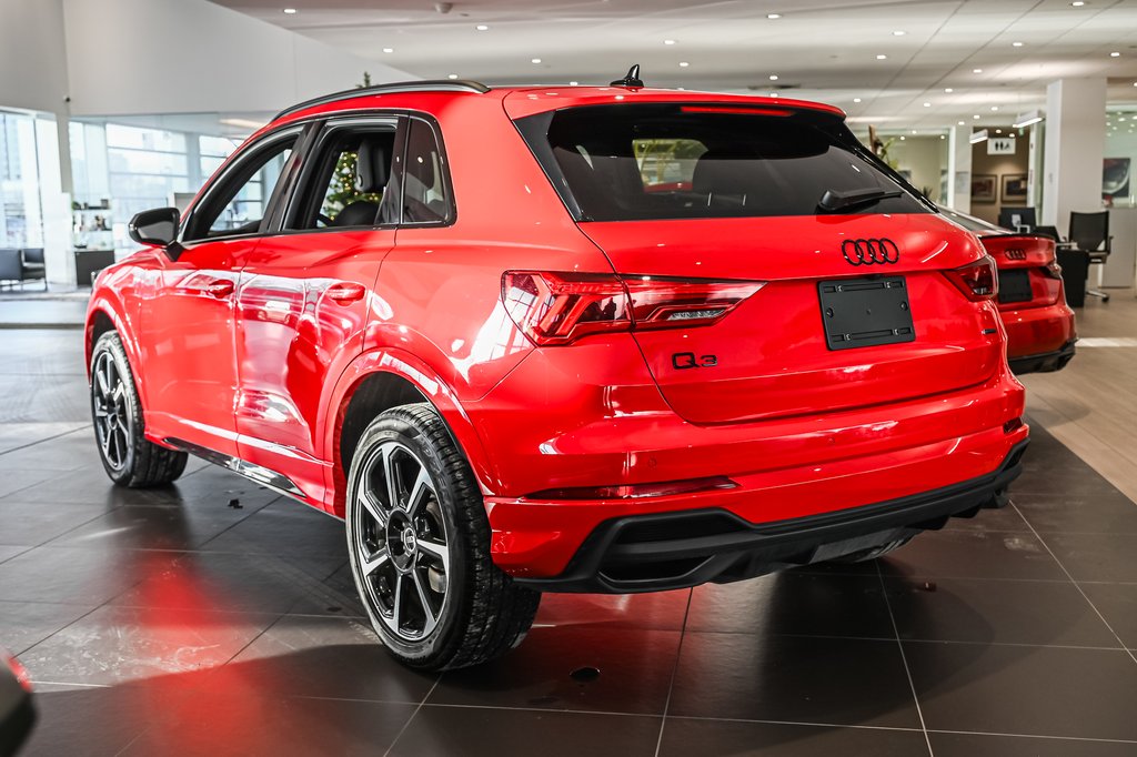 Audi Q3 PROGRESSIV S-LINE BLACK OPTIC 2025 à Laval, Québec - 4 - w1024h768px