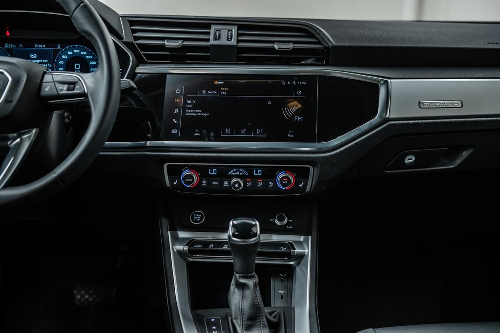Audi Q3 KOMFORT QUATTRO 45TFSI 2025 à Laval, Québec - 31 - w1024h768px