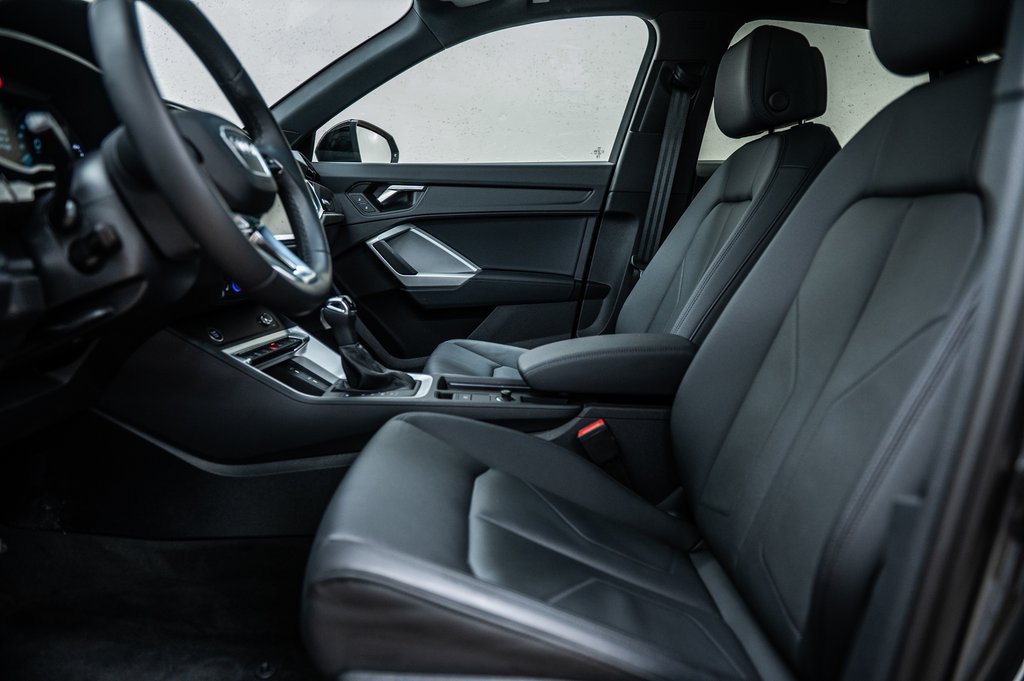 2025 Audi Q3 KOMFORT VORSPRUNG EDITION in Laval, Quebec - 15 - w1024h768px
