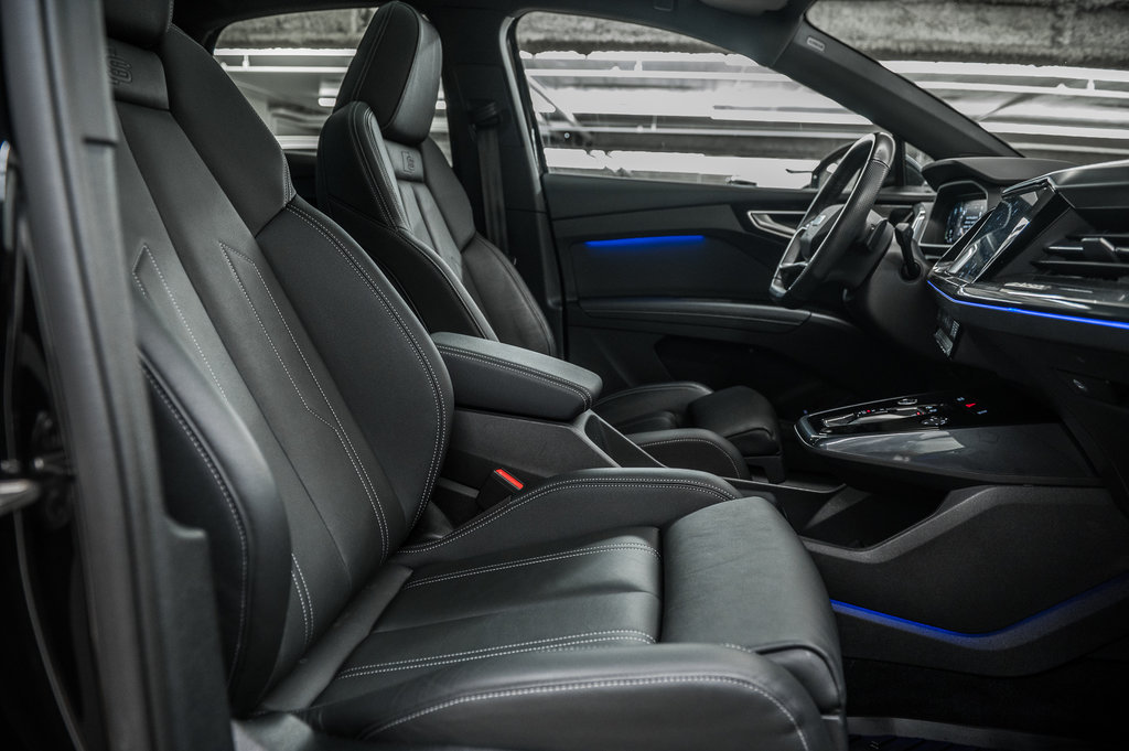 2024 Audi Q4 e-tron Sportback 50 E-TRON, TECHNOLOGY, HEADS-UP DISPLAY, 20PCS in Laval, Quebec - 34 - w1024h768px