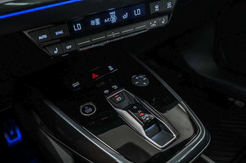 2024 Audi Q4 e-tron Sportback 50 E-TRON, TECHNOLOGY, HEADS-UP DISPLAY, 20PCS in Laval, Quebec - 28 - w1024h768px