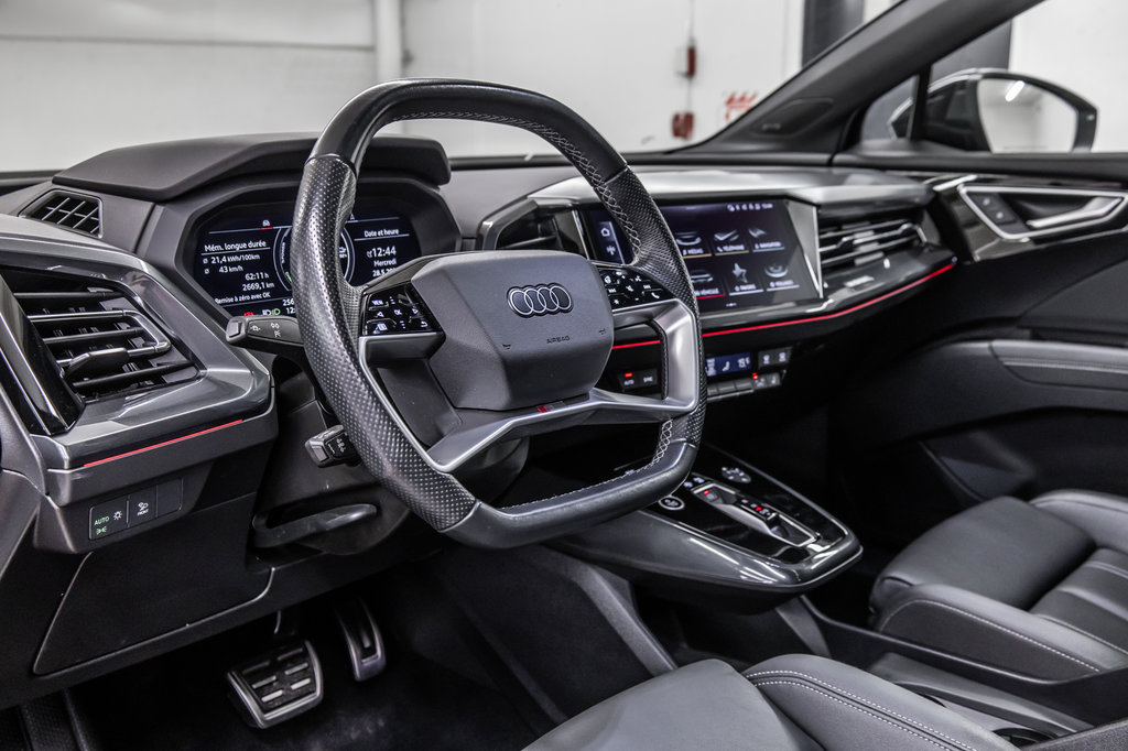Audi Q4 e-tron Sportback BLACK OPTICS, TECH PACK, 20PCS 2024 à Laval, Québec - 16 - w1024h768px
