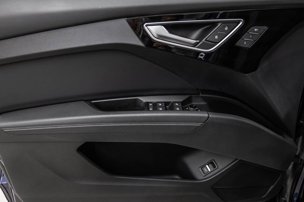 2022 Audi Q4 e-tron KOMFORT PLUS TECH PKG in Laval, Quebec - 13 - w1024h768px