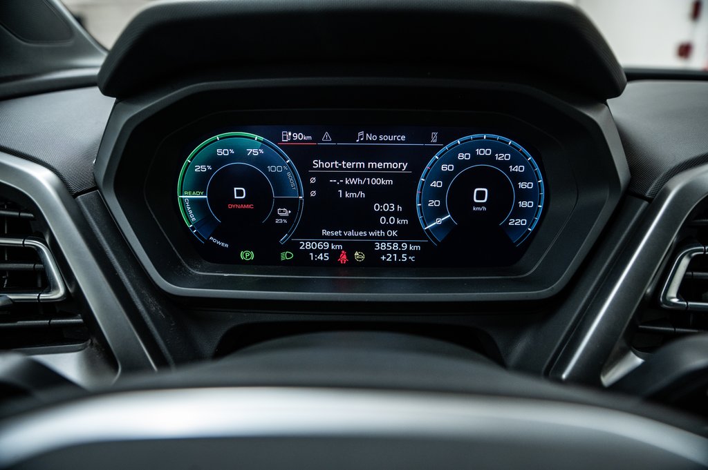 2022 Audi Q4 e-tron KOMFORT QUATTRO 50 in Laval, Quebec - 18 - w1024h768px