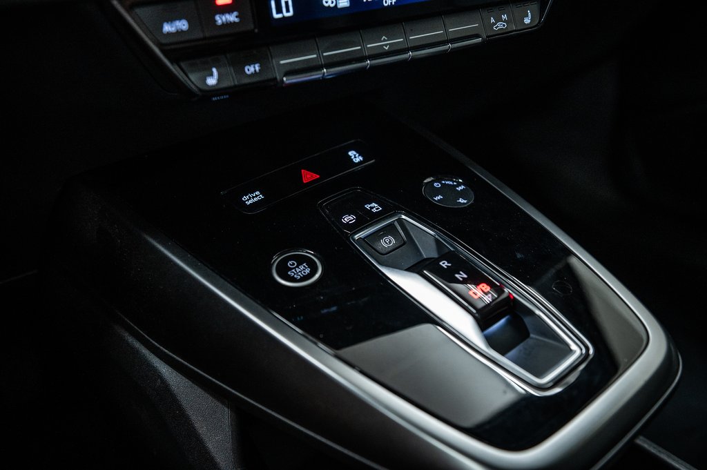 2022 Audi Q4 e-tron KOMFORT QUATTRO 50 in Laval, Quebec - 24 - w1024h768px