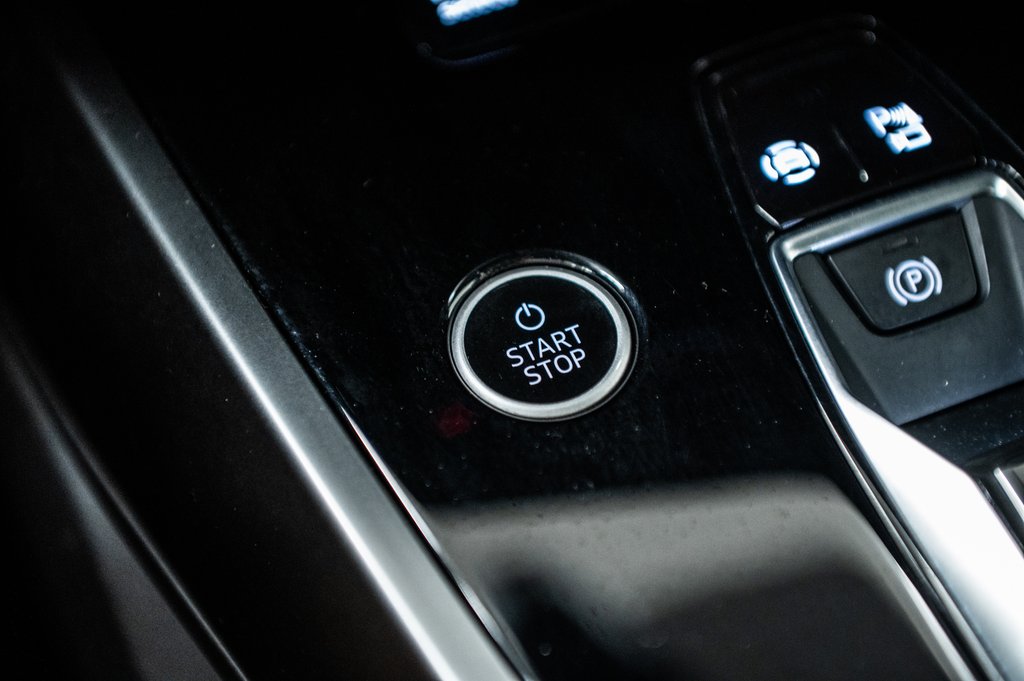 2022 Audi Q4 e-tron KOMFORT QUATTRO 50 in Laval, Quebec - 26 - w1024h768px