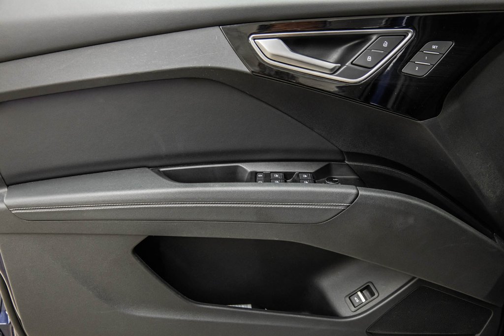 Audi Q4 e-tron 50 Technik 2022 à Laval, Québec - 13 - w1024h768px