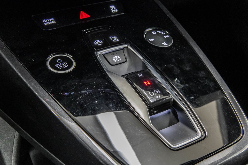 2022 Audi Q4 e-tron PROGRESSIV S-LINE BLACK OPTIC 20 PCS in Laval, Quebec - 27 - w1024h768px