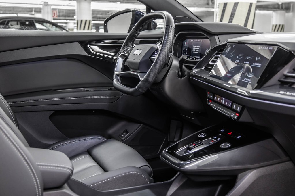 Audi Q4 e-tron PREMIUM PKG QUATTRO 2024 à Laval, Québec - 37 - w1024h768px